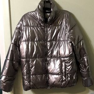 COPY - Metallic puffer coat